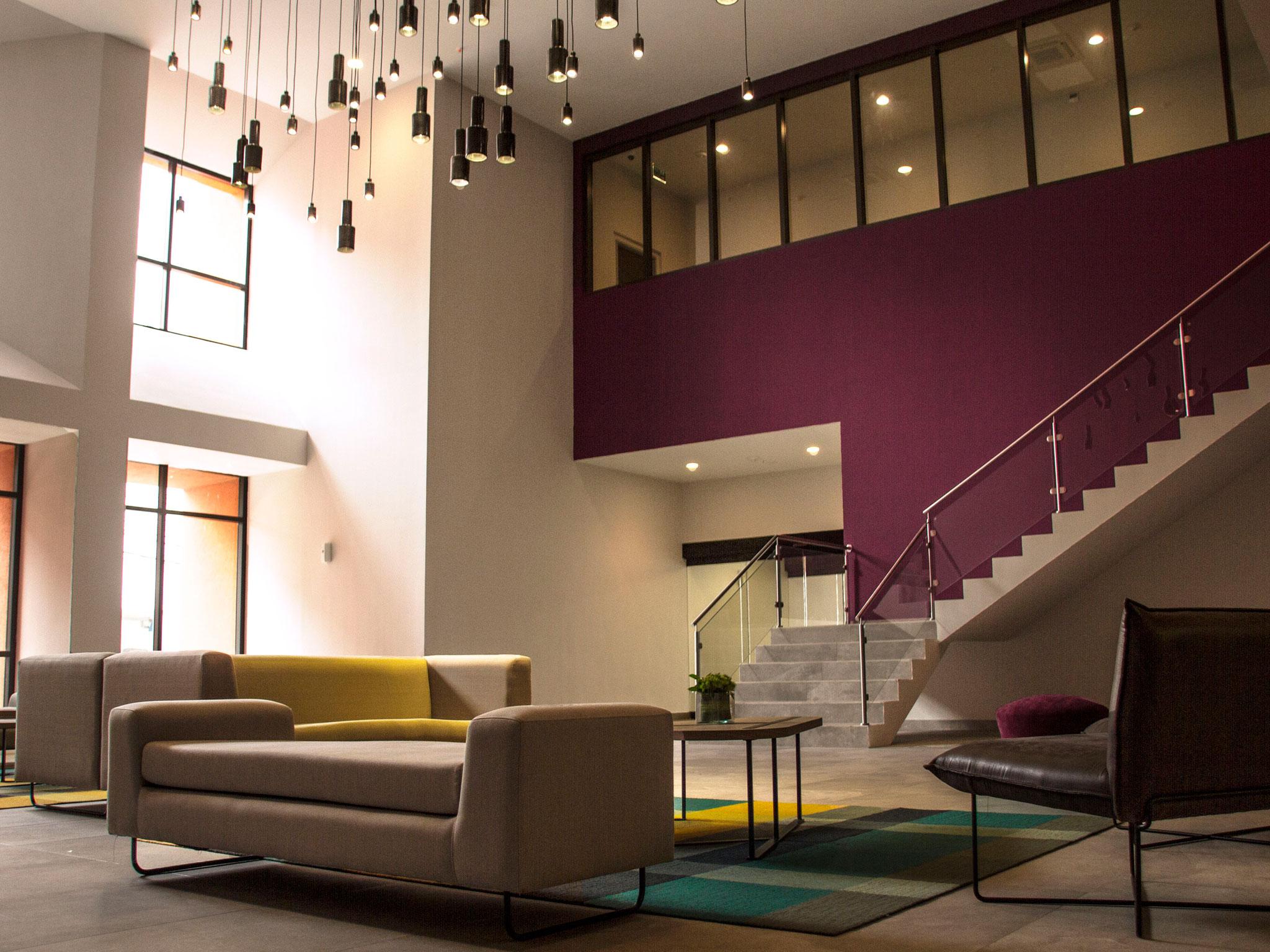 City Express Plus By Marriott Monterrey Galerias Extérieur photo