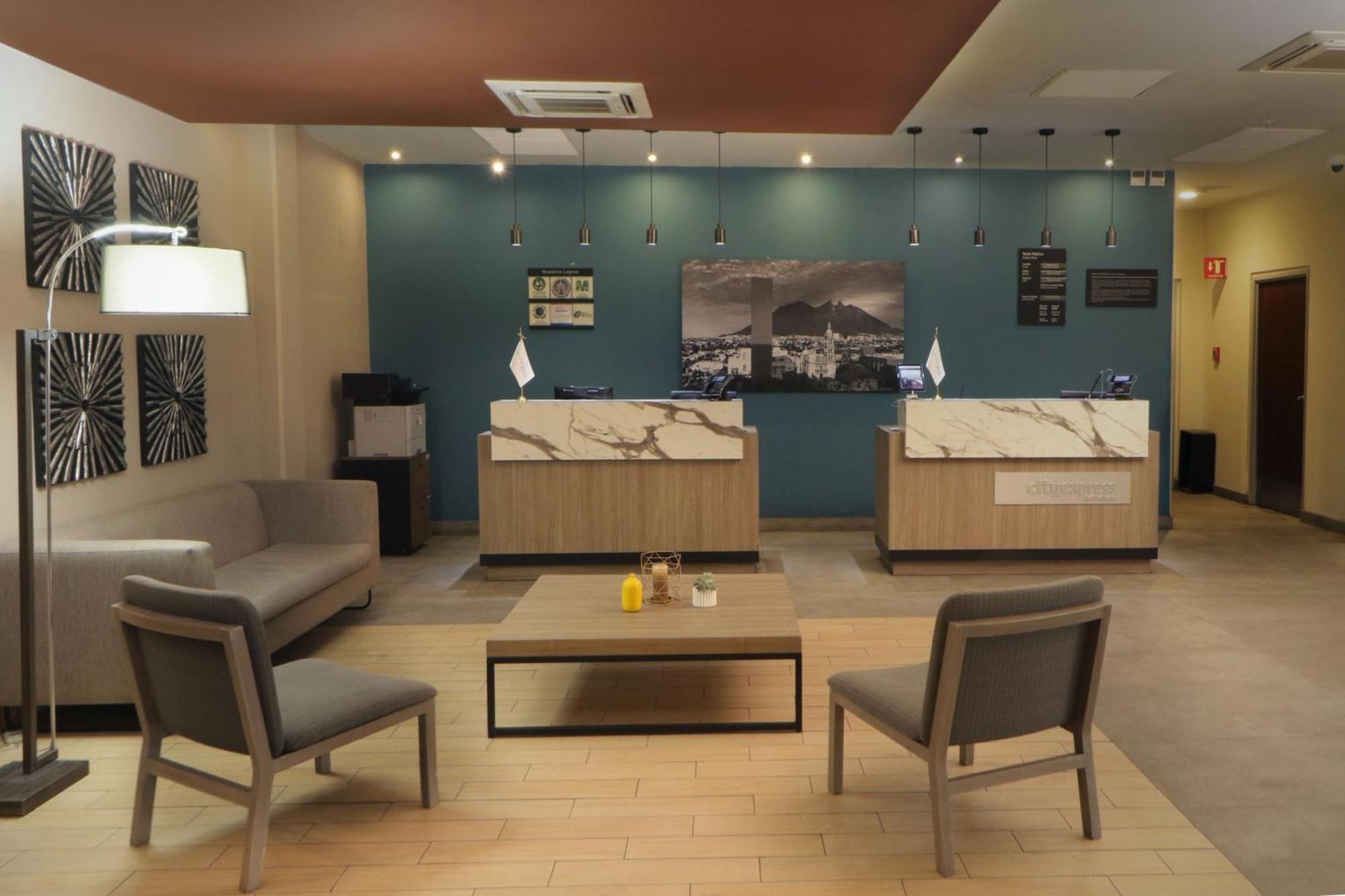 City Express Plus By Marriott Monterrey Galerias Extérieur photo
