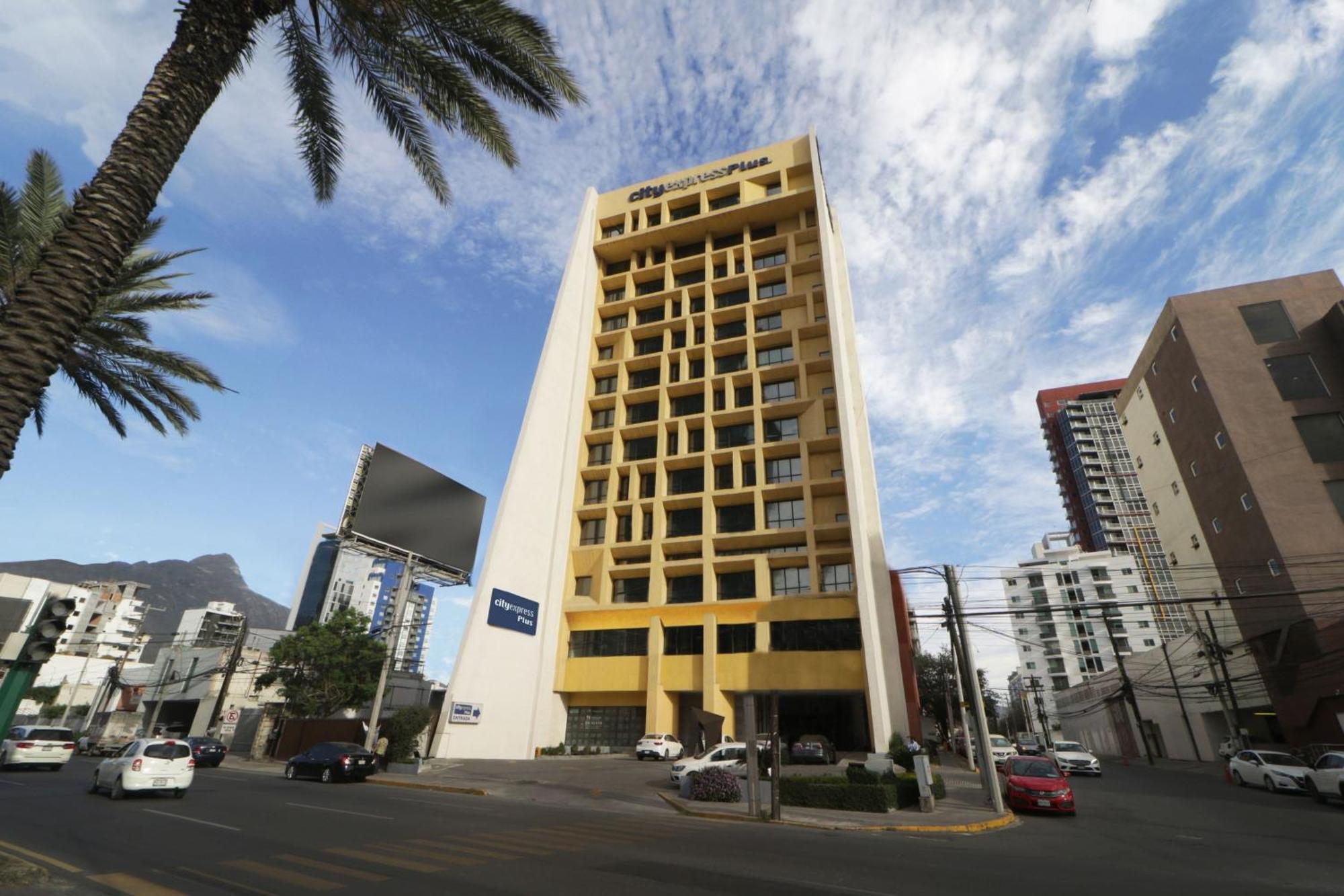 City Express Plus By Marriott Monterrey Galerias Extérieur photo